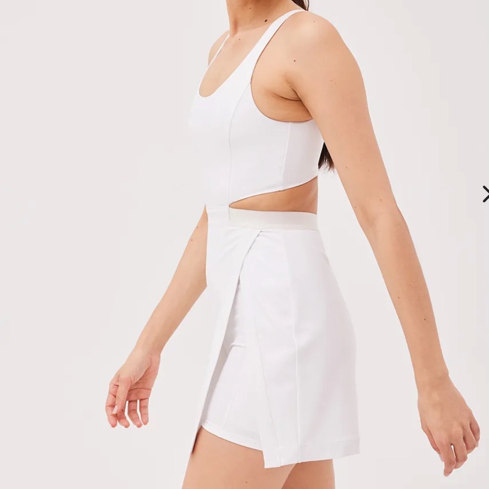 OV Court Dress - Brilliant White